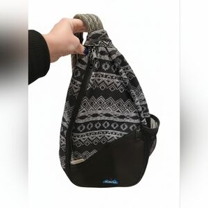 Kavu Black and White Geometric Rope Bag Backpack
